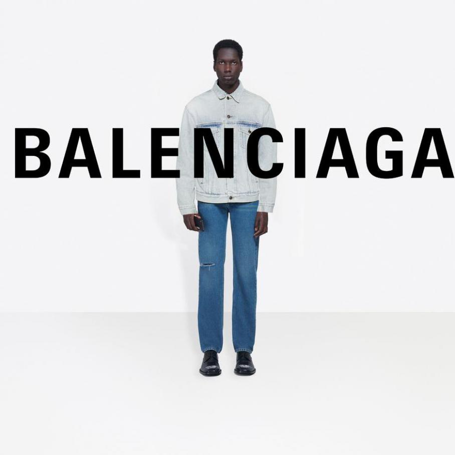 Trends Collection . Balenciaga (2021-07-06-2021-07-06)